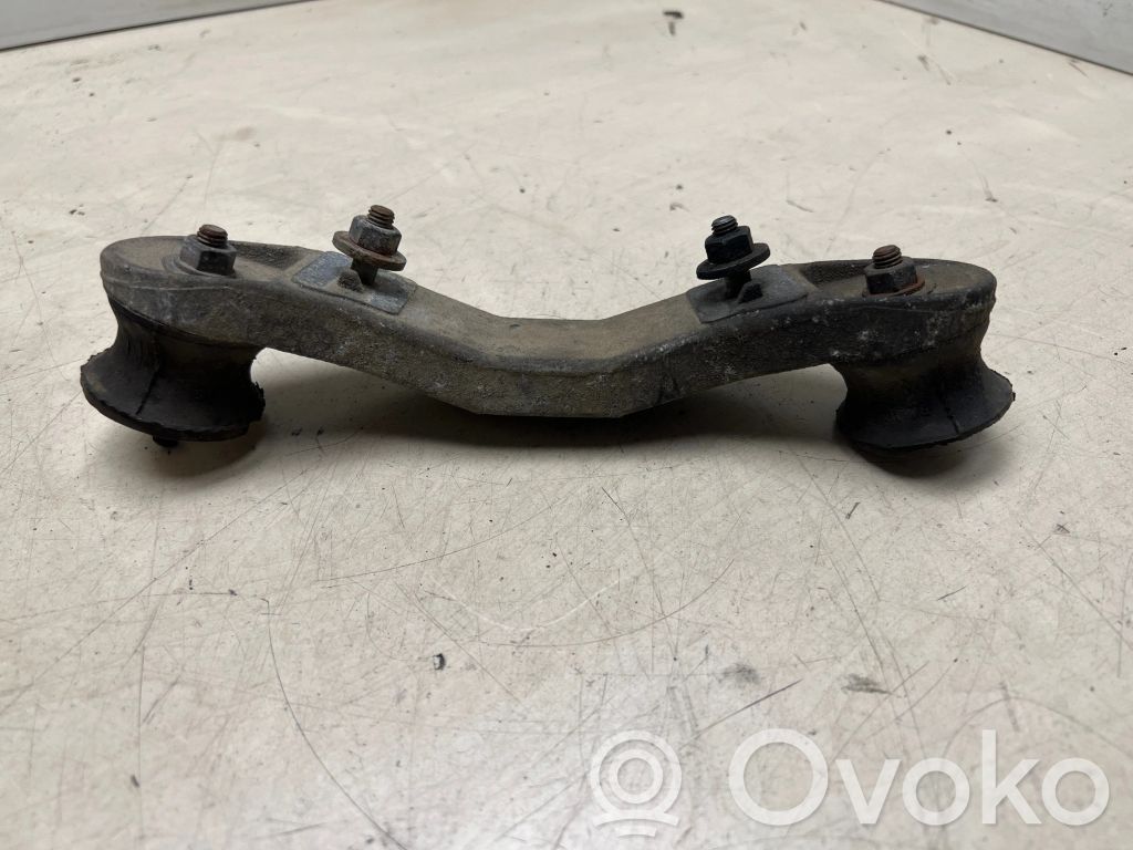 BMW 5 E39 Gearbox mounting bracket 