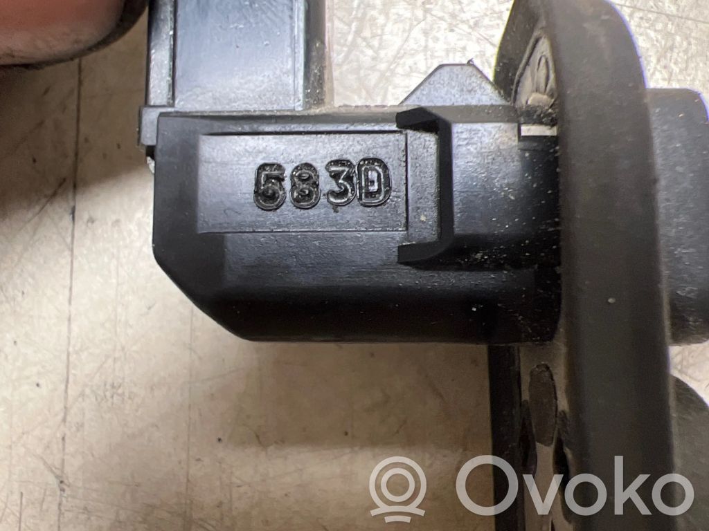 Honda Civic Durvju atvēruma ierobežotājs 