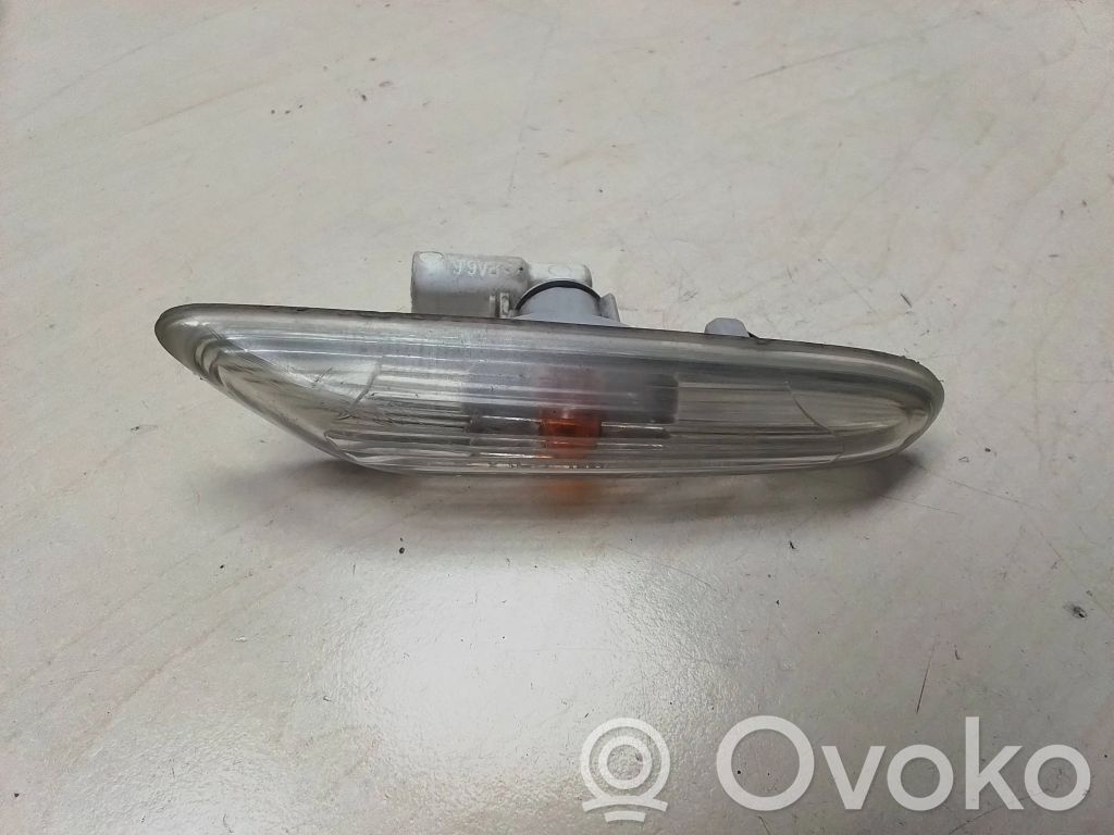 BMW 3 E90 E91 Front fender indicator light 