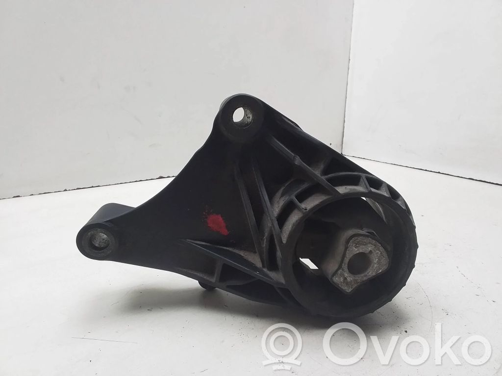 Wspornik / Mocowanie silnika   210834