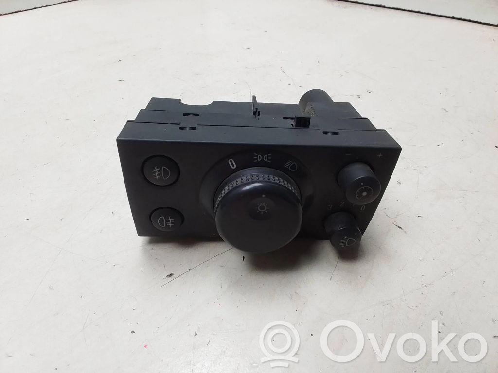 Light switch   93394755,0625,LK04061005,0320