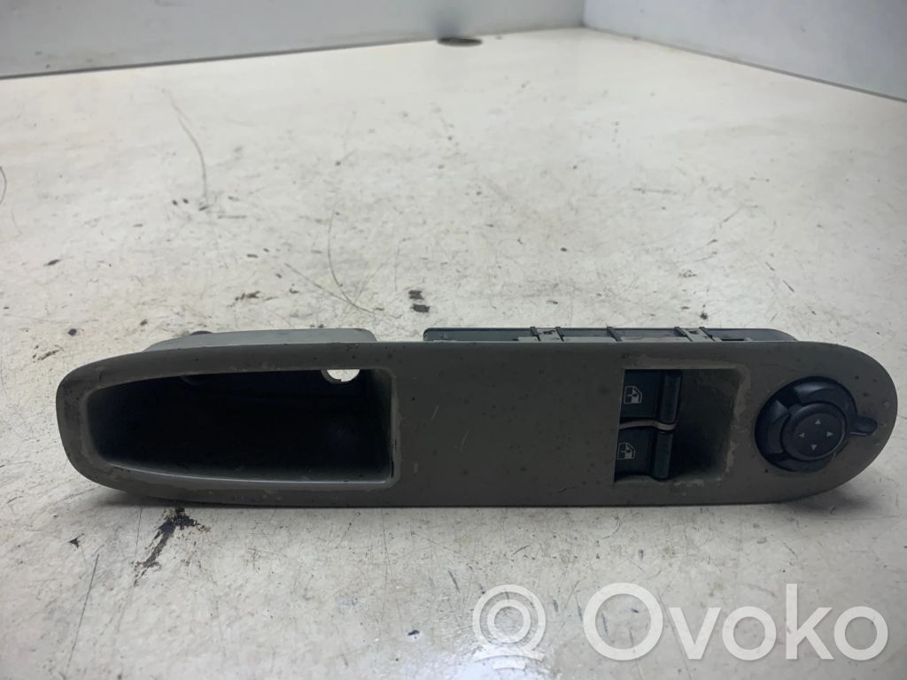 Alfa Romeo 159 Electric window control switch 