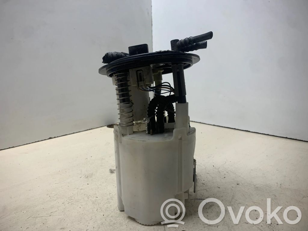 Saab 9-3 Ver2 Bomba interna de combustible 
