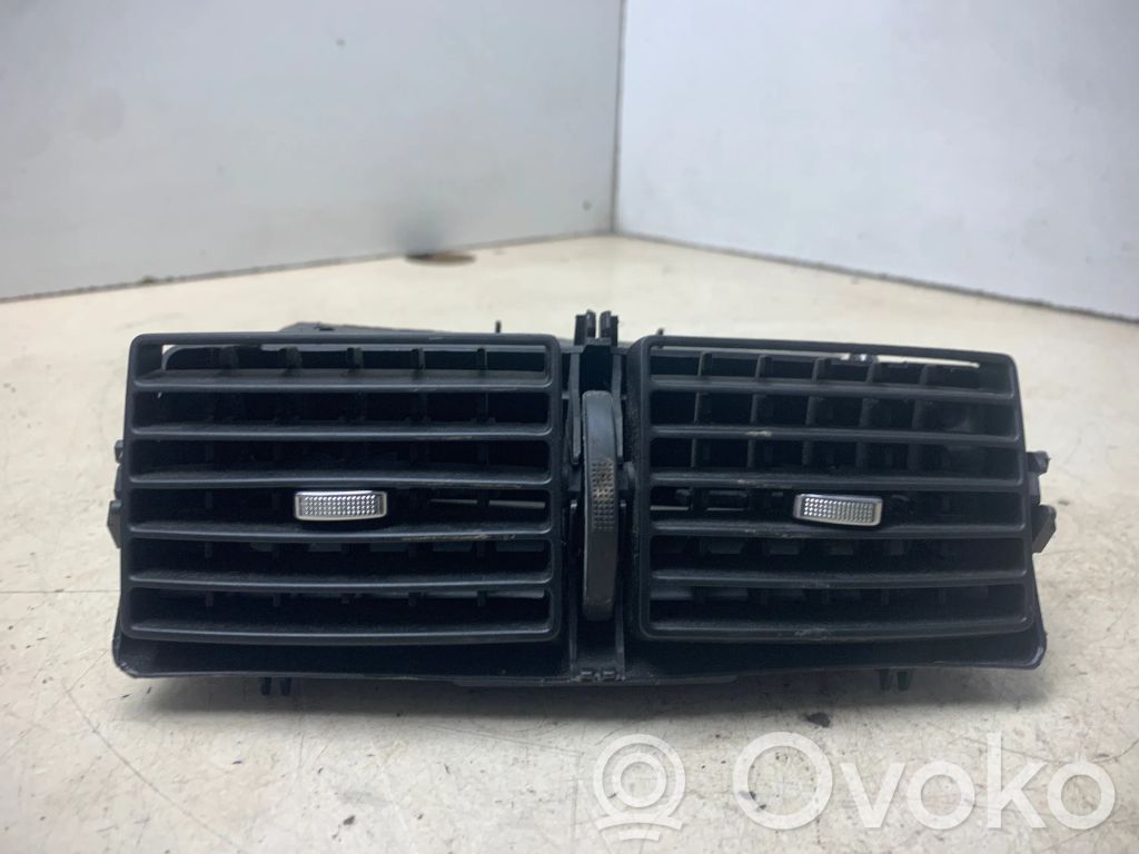 Peugeot 307 Centrālais gaisa ventilācijas režģis 