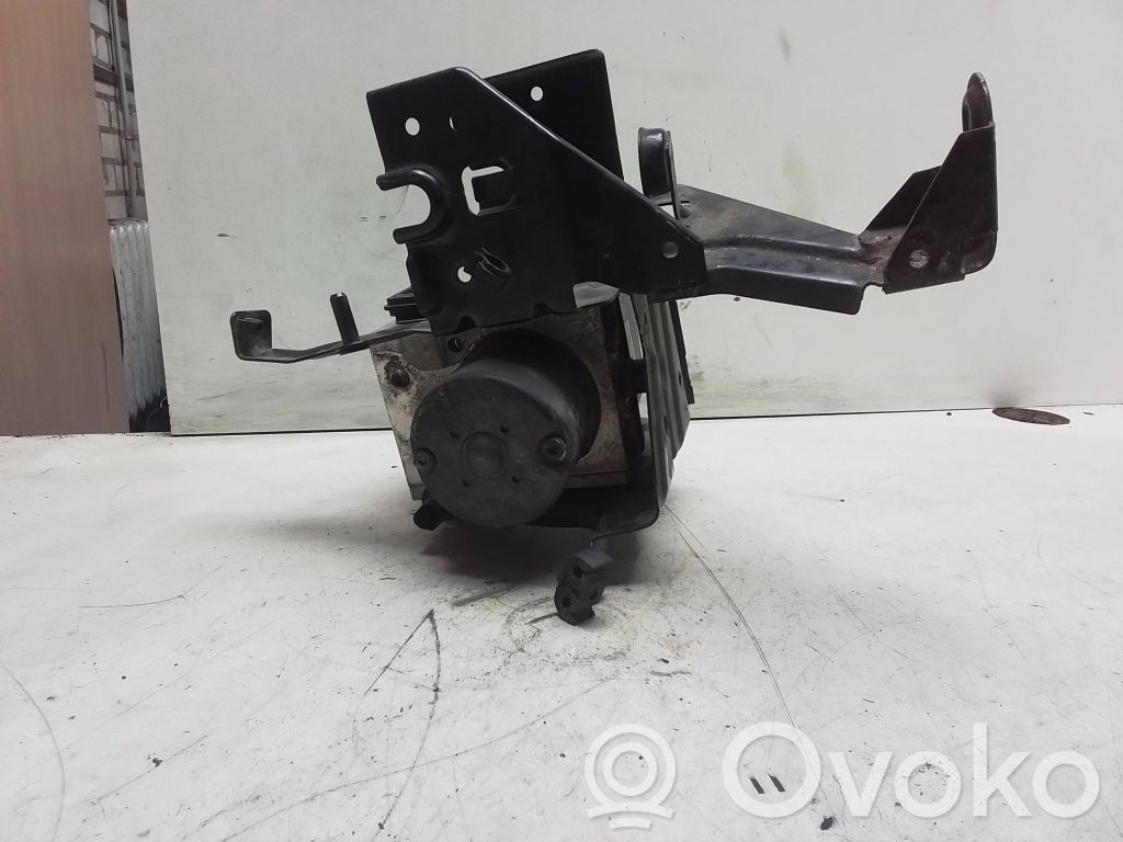Audi A4 S4 B6 8E 8H ABS Pump 