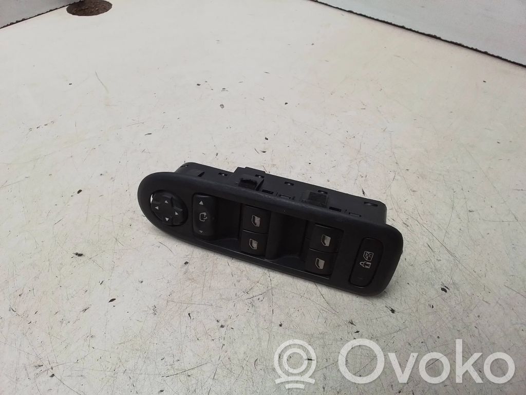 Citroen C5 Electric window control switch 