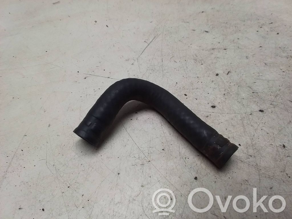 Engine coolant pipe/hose