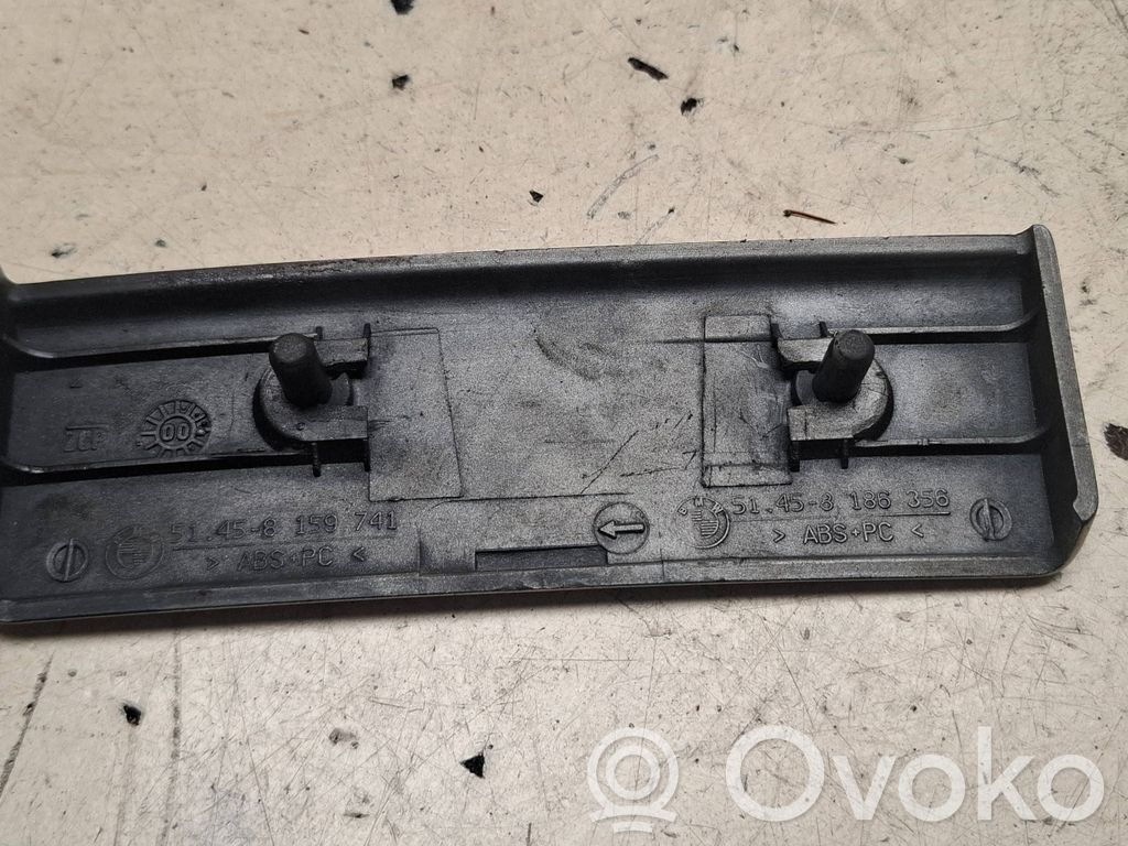 BMW 5 E39 Dashboard glove box trim 