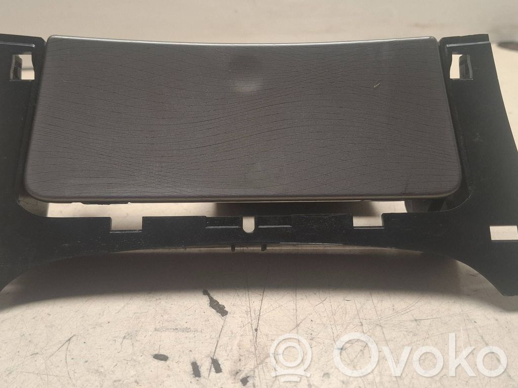 Opel Insignia A Popielniczka przednia tunelu środkowego 