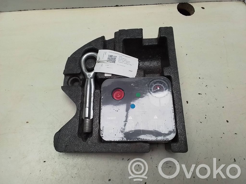 BMW X1 E84 Tool set 
