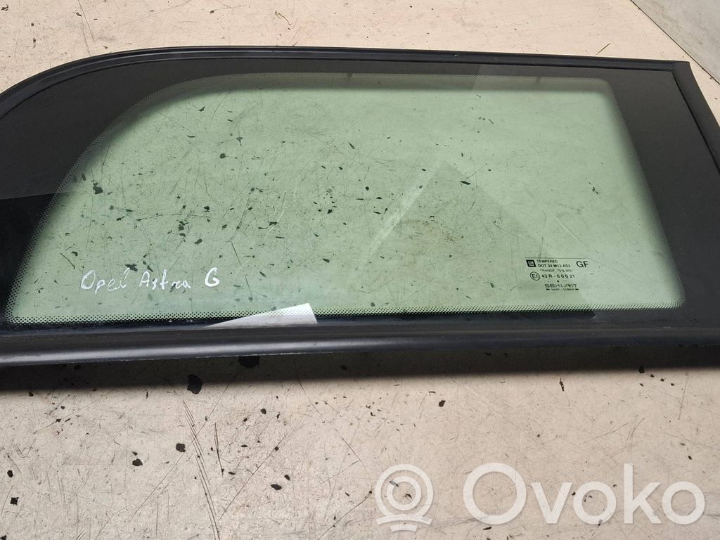 Opel Astra G Szyba karoseryjna tylna 