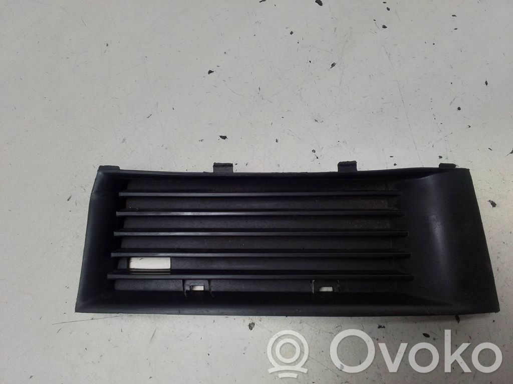 Skoda Fabia Mk1 (6Y) Front bumper lower grill 