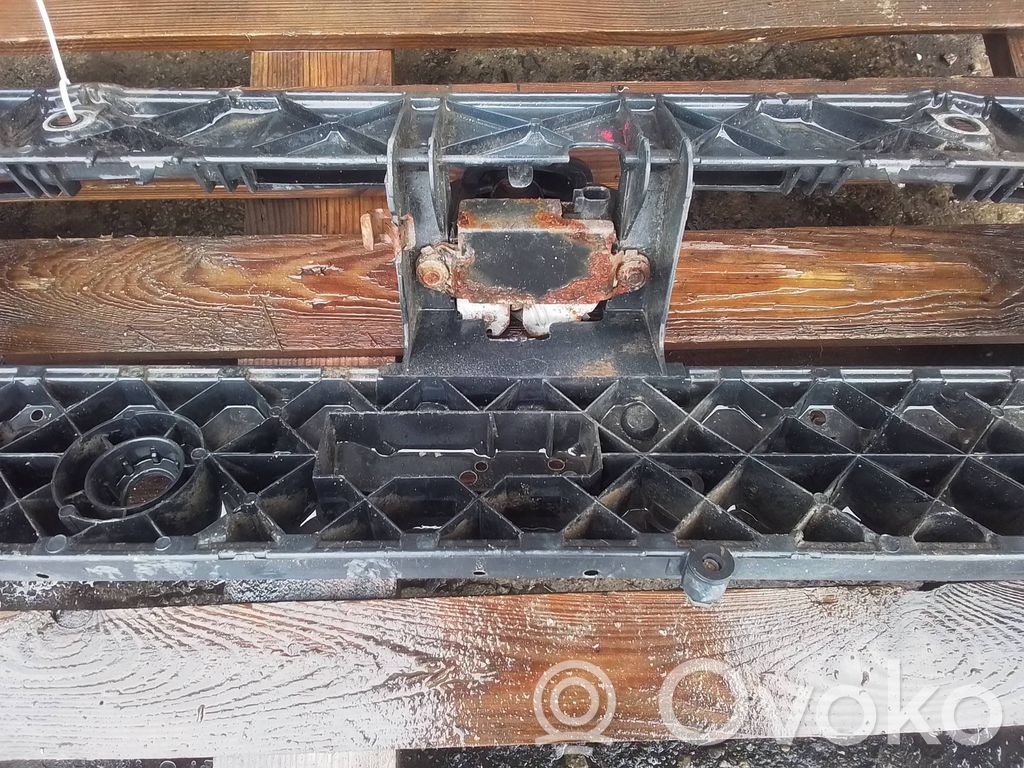 Ford Focus Radiator support slam panel 