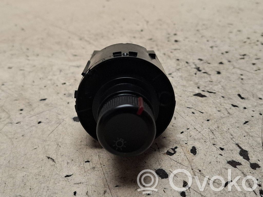 Seat Ibiza III (6L) Interruptor de luz 