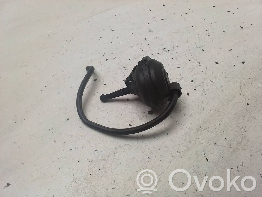 BMW 3 E46 Vacuum valve 