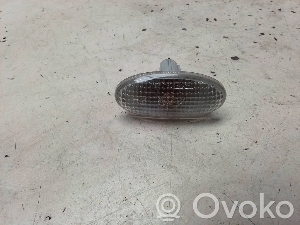 Mazda 6 Front indicator light 
