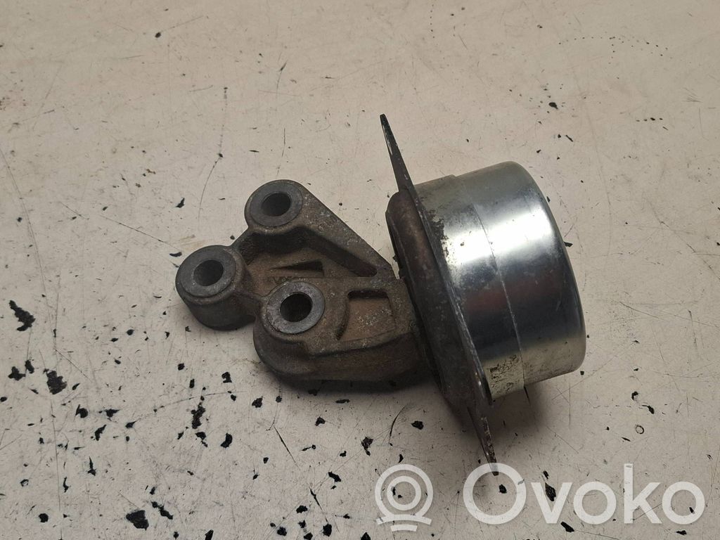 Opel Vectra C Engine mount bracket 