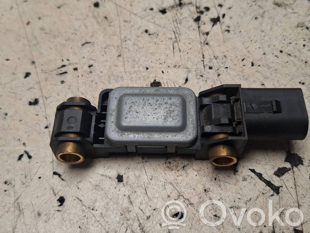 Audi A4 S4 B6 8E 8H Czujnik uderzenia Airbag 