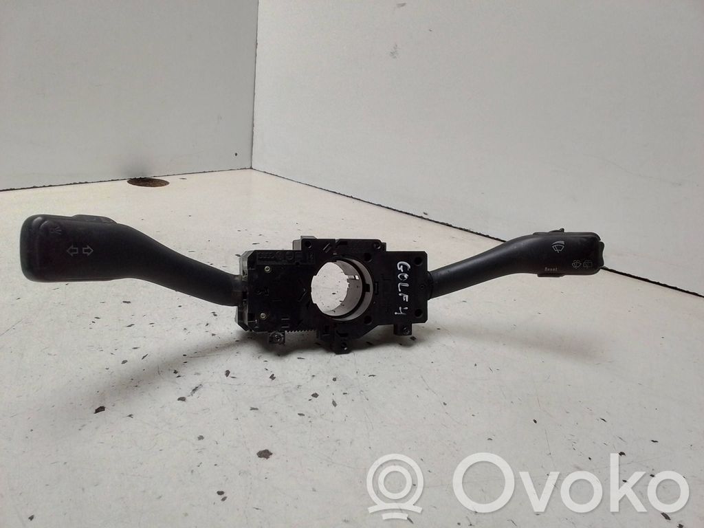 Volkswagen Golf IV Rokturu komplekts 