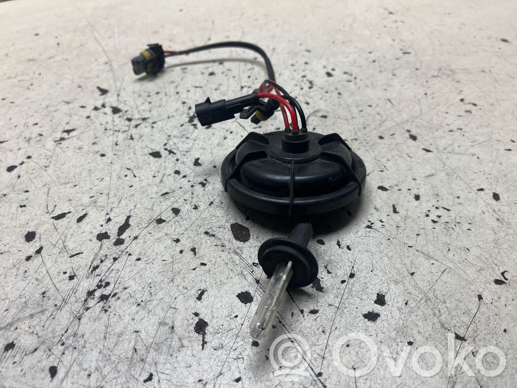 Headlight part   15933300