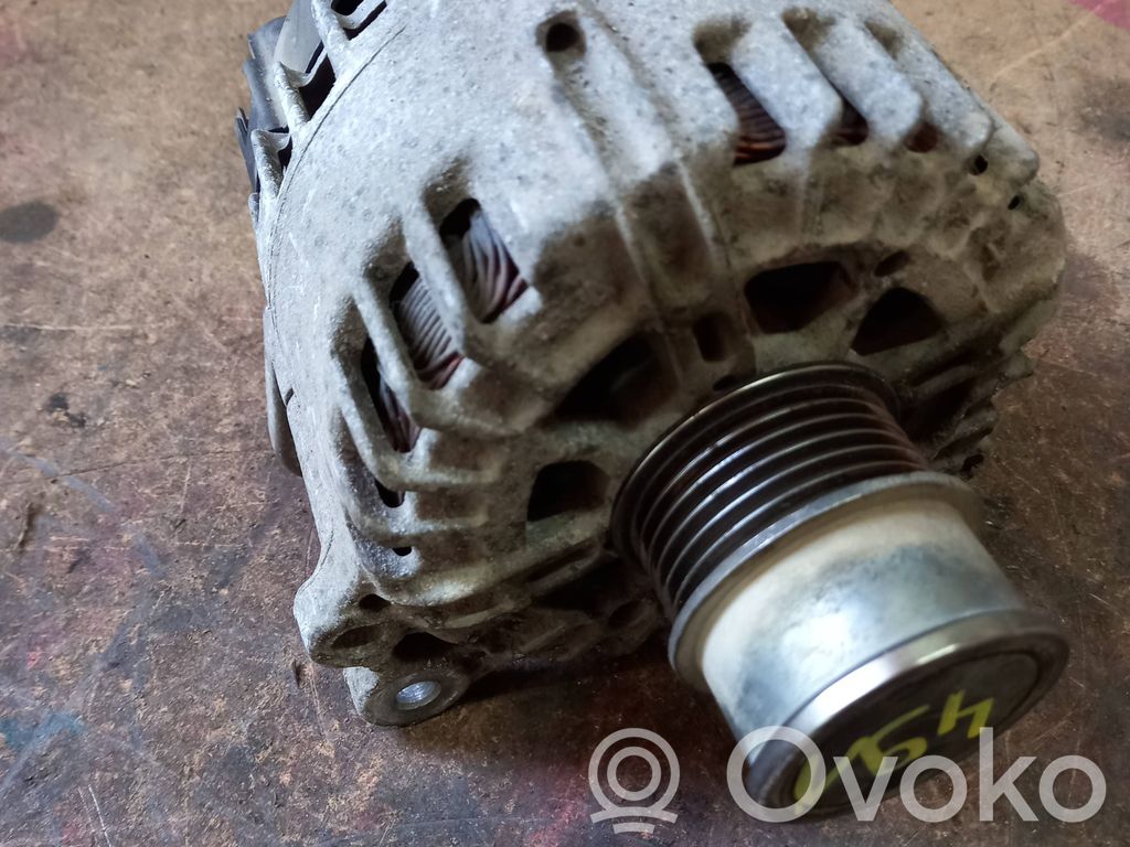 Volkswagen Golf VII Alternator 