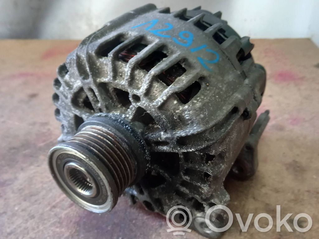 Volkswagen PASSAT B8 Alternator 