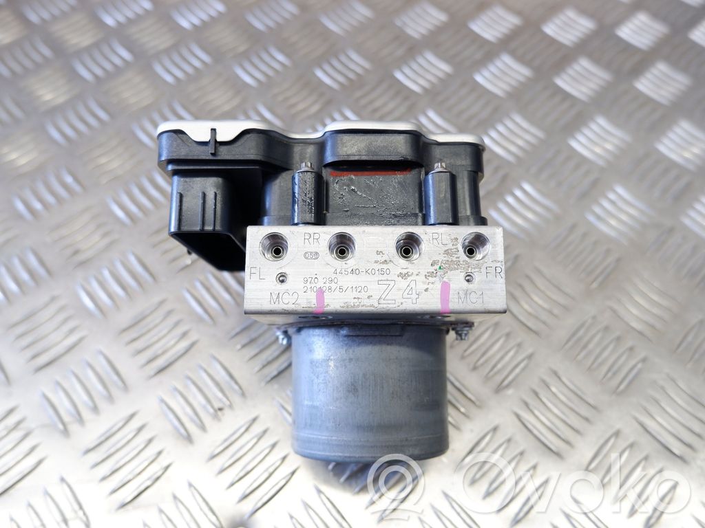 Toyota Yaris XP210 ABS Pump 