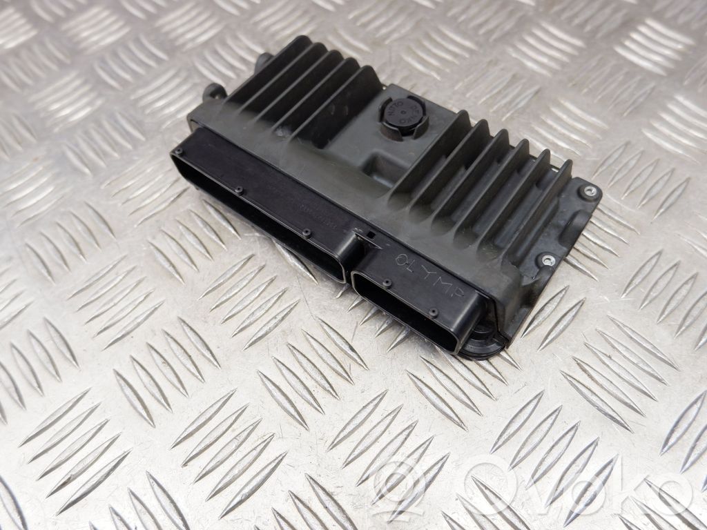 Toyota Yaris XP210 Engine control unit/module 