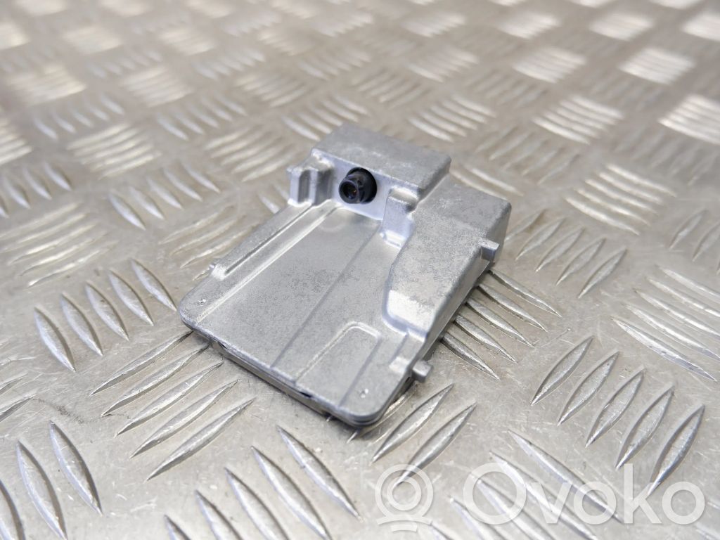 Lexus UX Windshield/windscreen camera 
