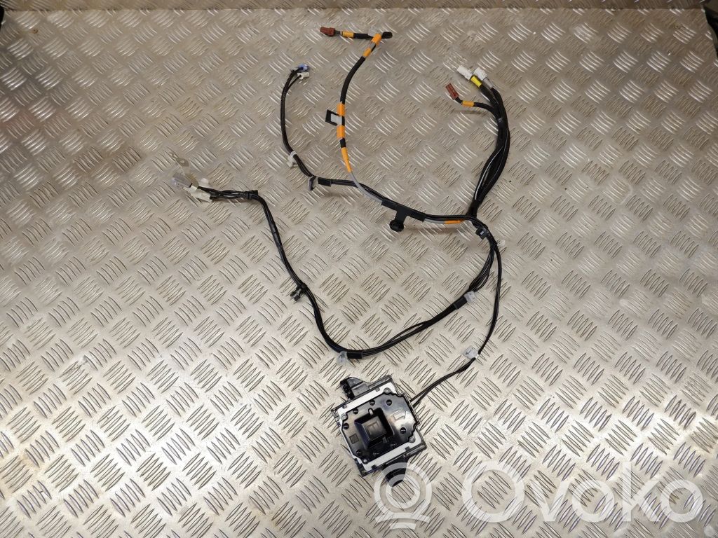 Toyota Corolla E210 E21 Aerial GPS antenna 