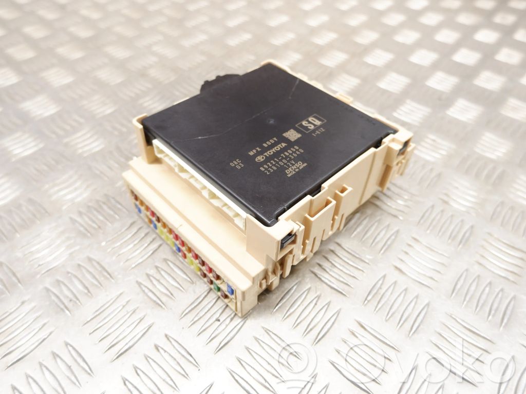 Fuse module   8273078021,8922178050