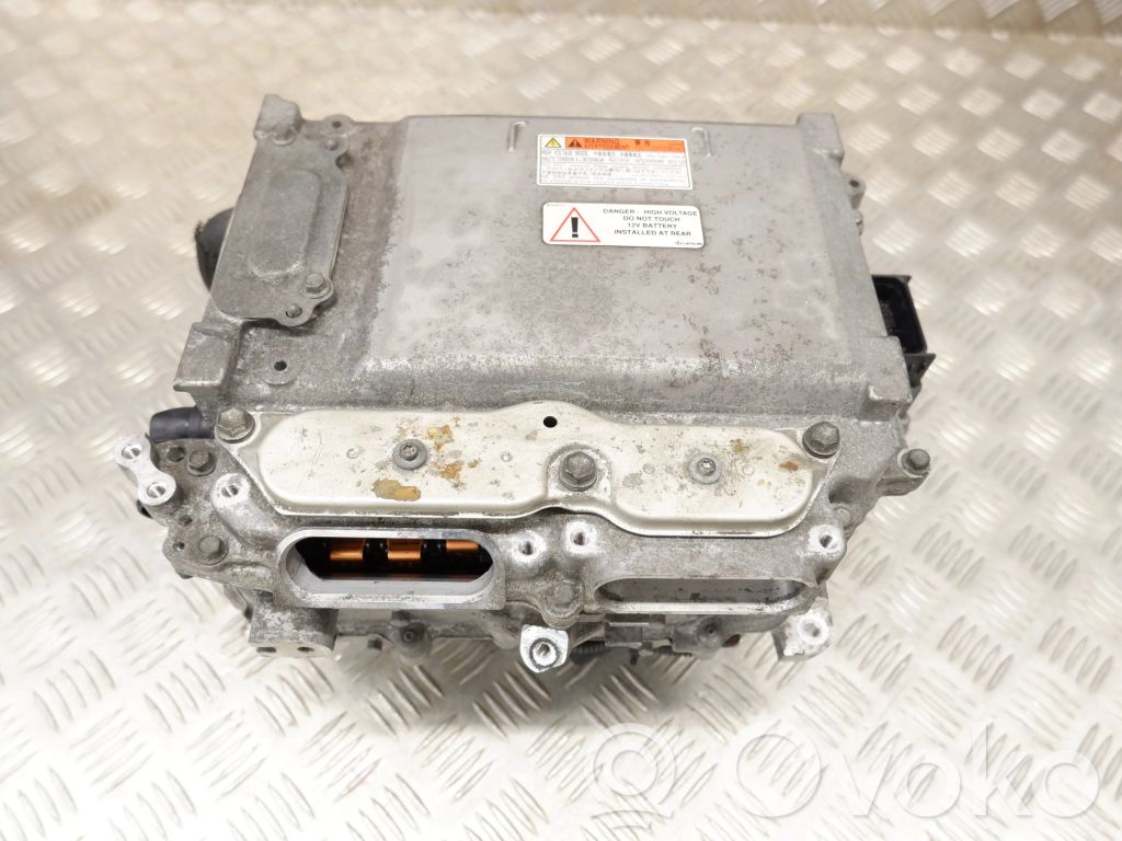 Lexus IS III XE30 Inversor/convertidor de voltaje 