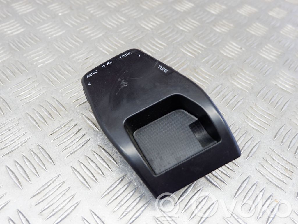 Lexus UX Multifunctional control switch/knob 