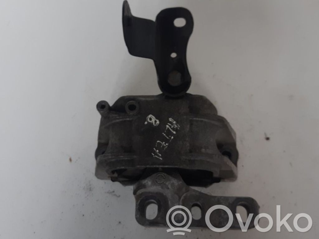 Engine mount bracket   1K0199262AL