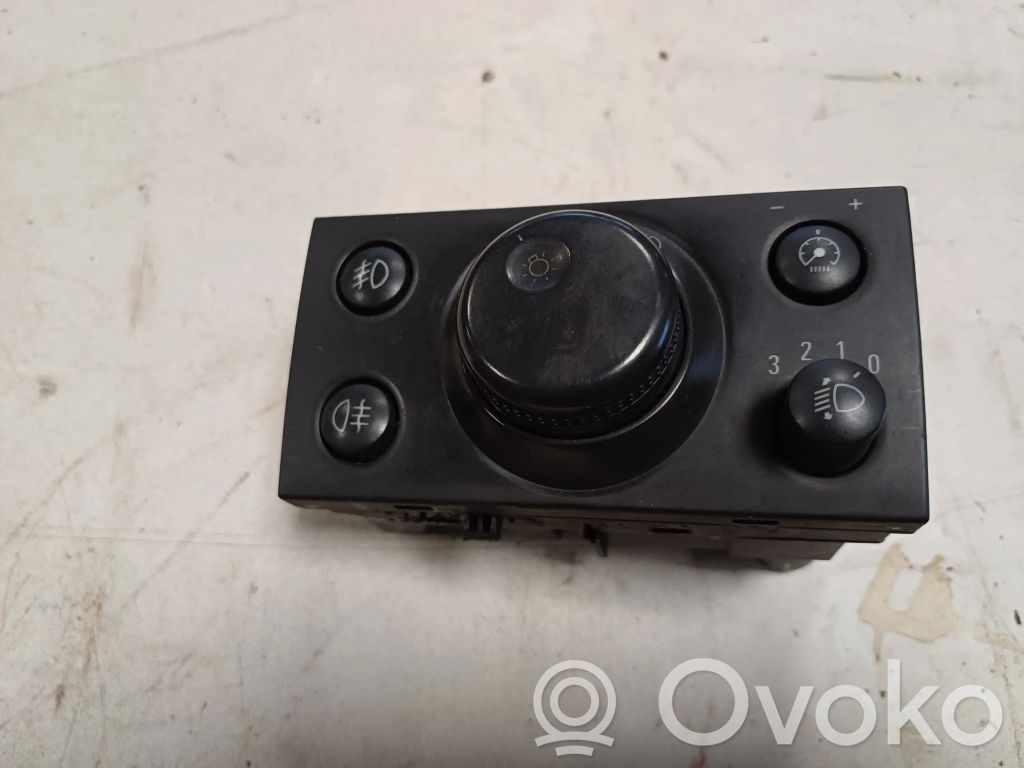 Opel Vectra C Light switch 