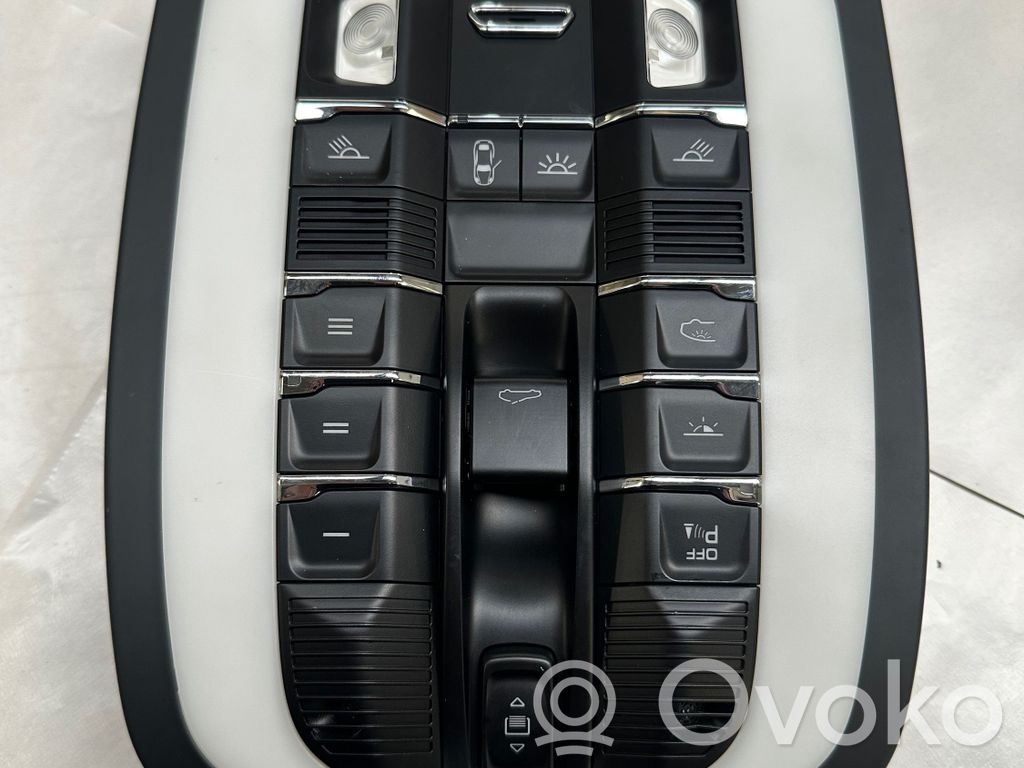 Porsche Macan (95B) Lampă scaun față 