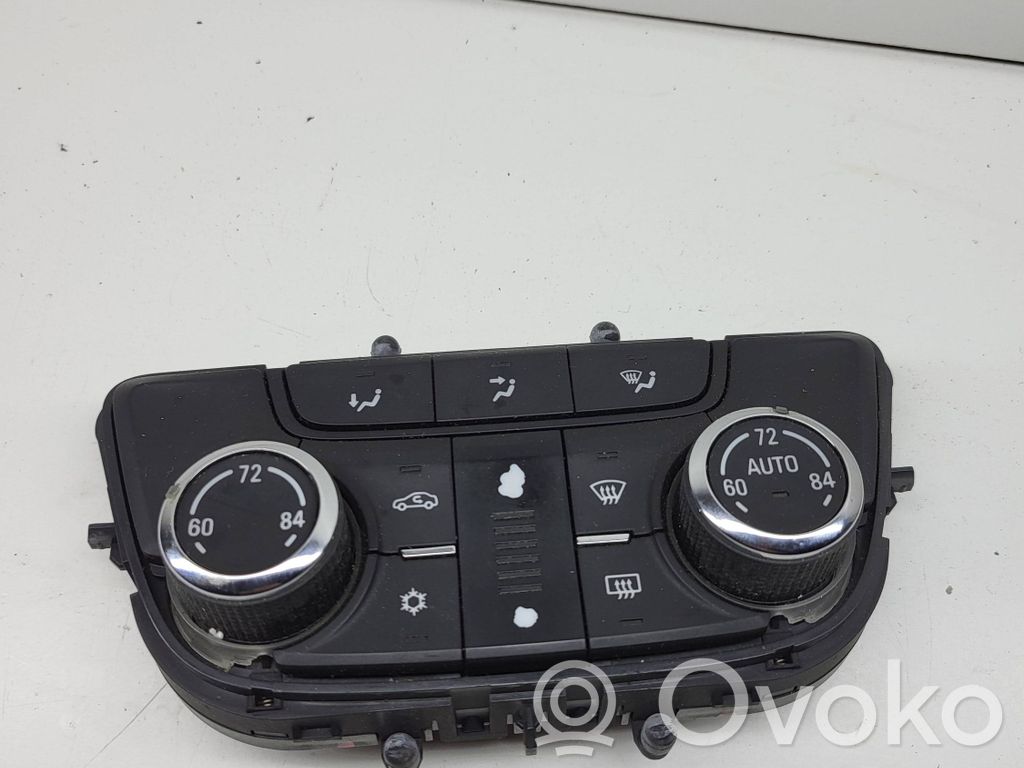 Buick Encore I Climate control unit 