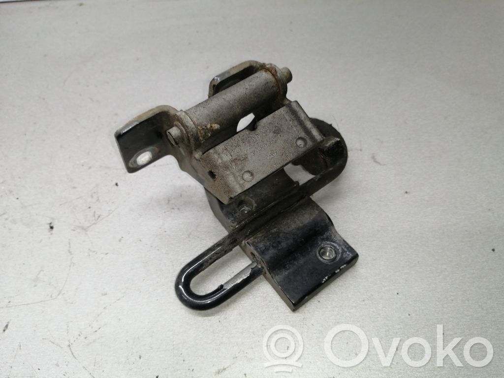 Audi A8 S8 D2 4D Rear door lower hinge 