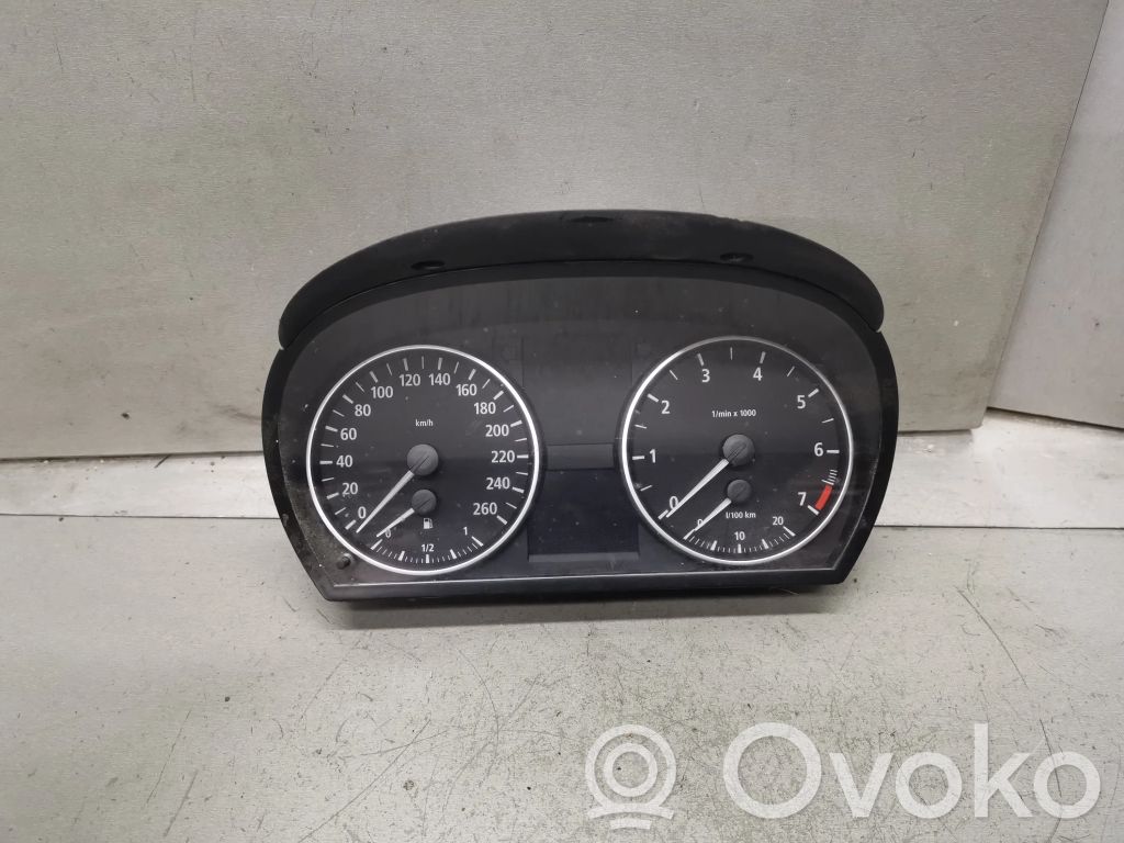 BMW 3 E90 E91 Nopeusmittari (mittaristo) 