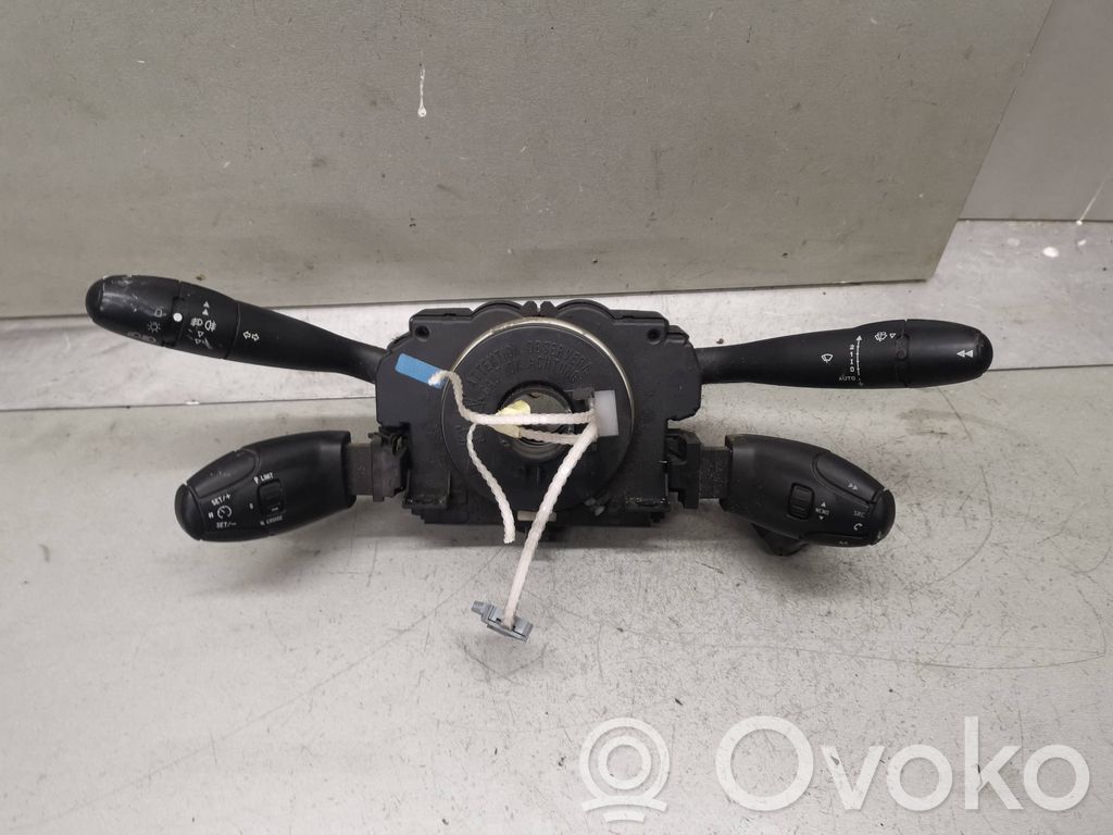 Peugeot 607 Wiper turn signal indicator stalk/switch 