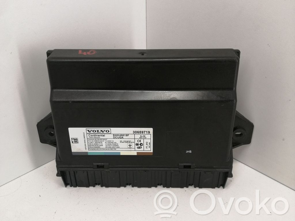 Volvo XC60 Keyless (KESSY) go control unit/module 
