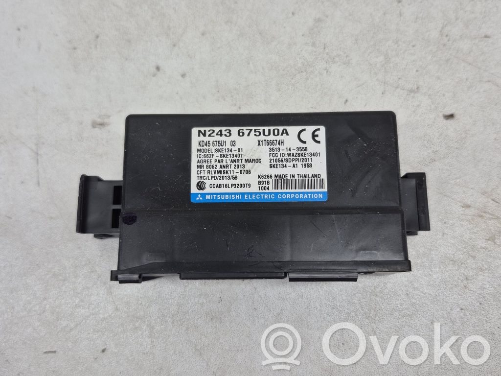 Door central lock control unit/module   KD45675U1