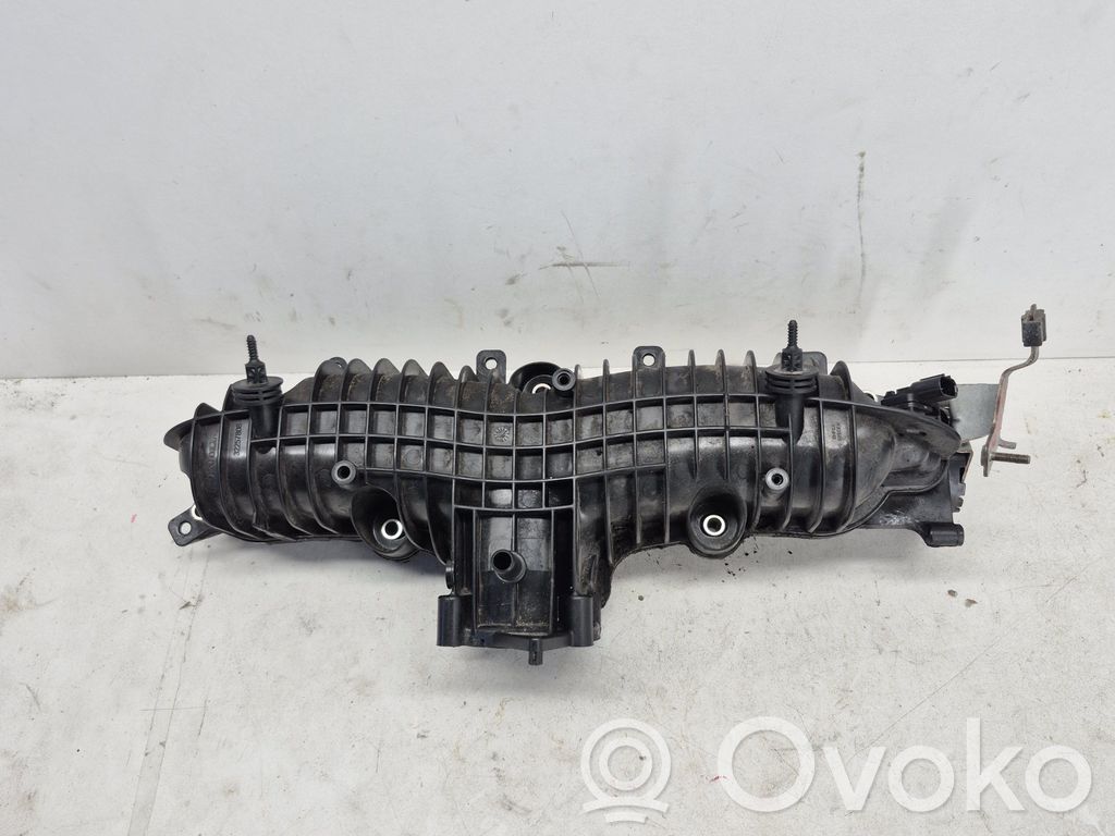 Volvo XC40 Kolektor ssący 