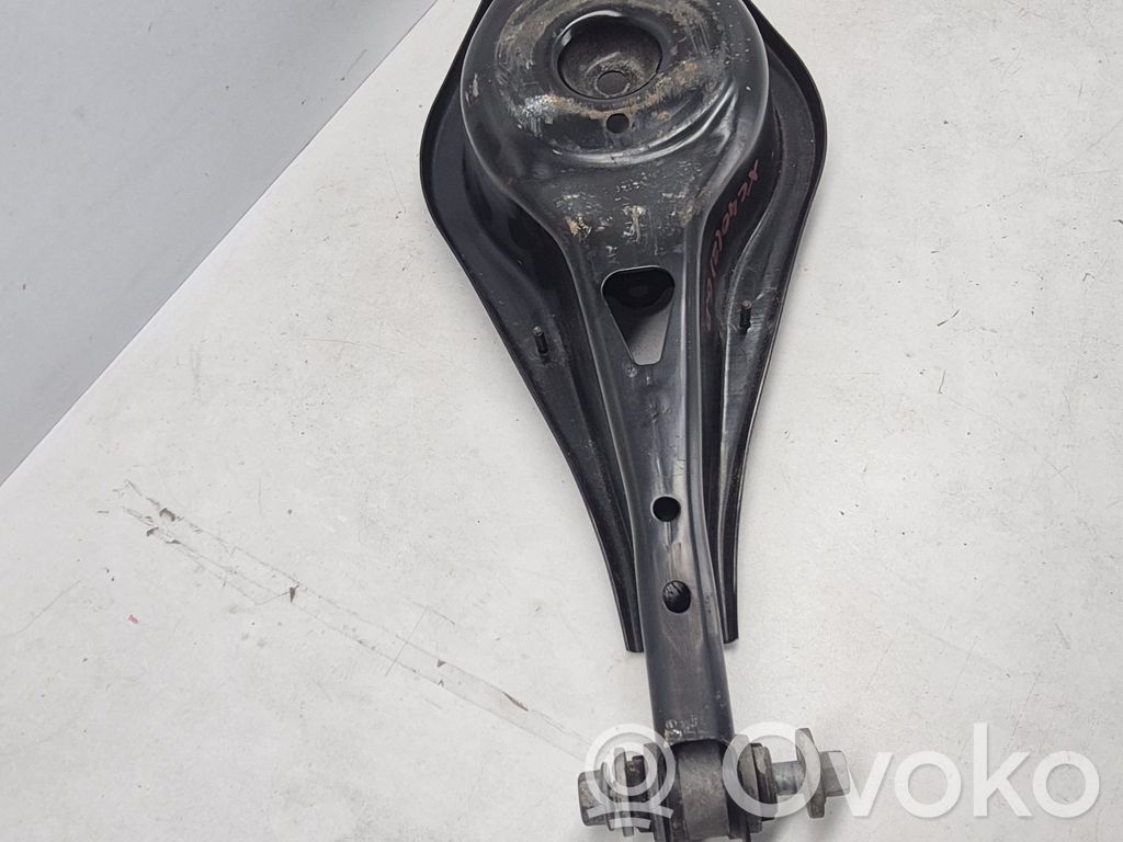 Volvo XC40 Вилы 