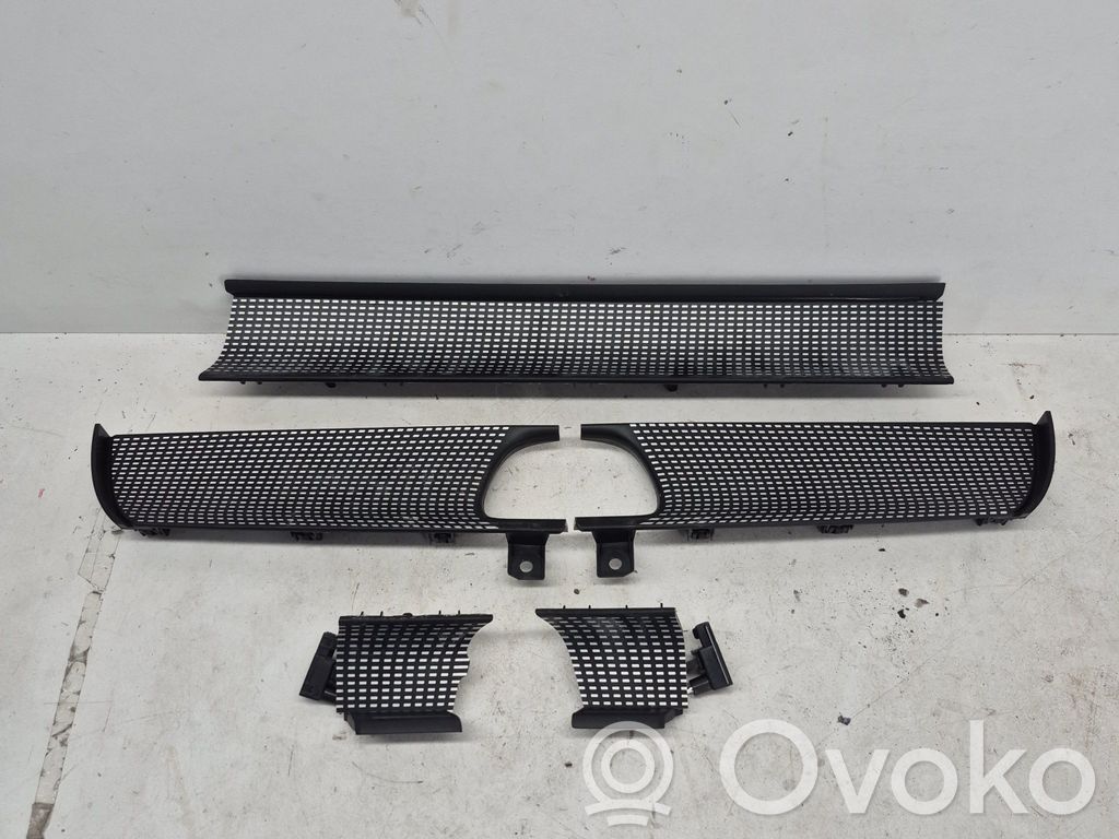 Volvo XC40 Panel trim 