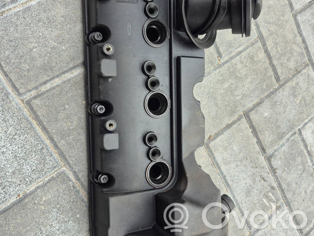 Audi A4 S4 B8 8K Pokrywa zaworów 