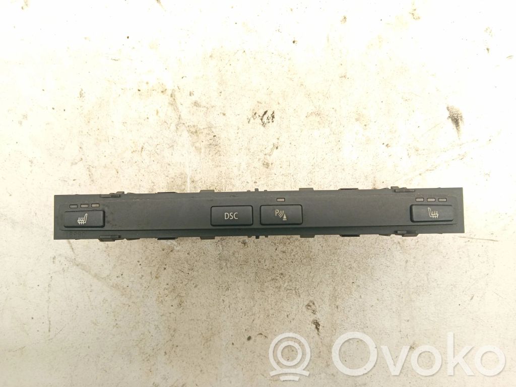 Seat heating switch   13589313,6940231,80856