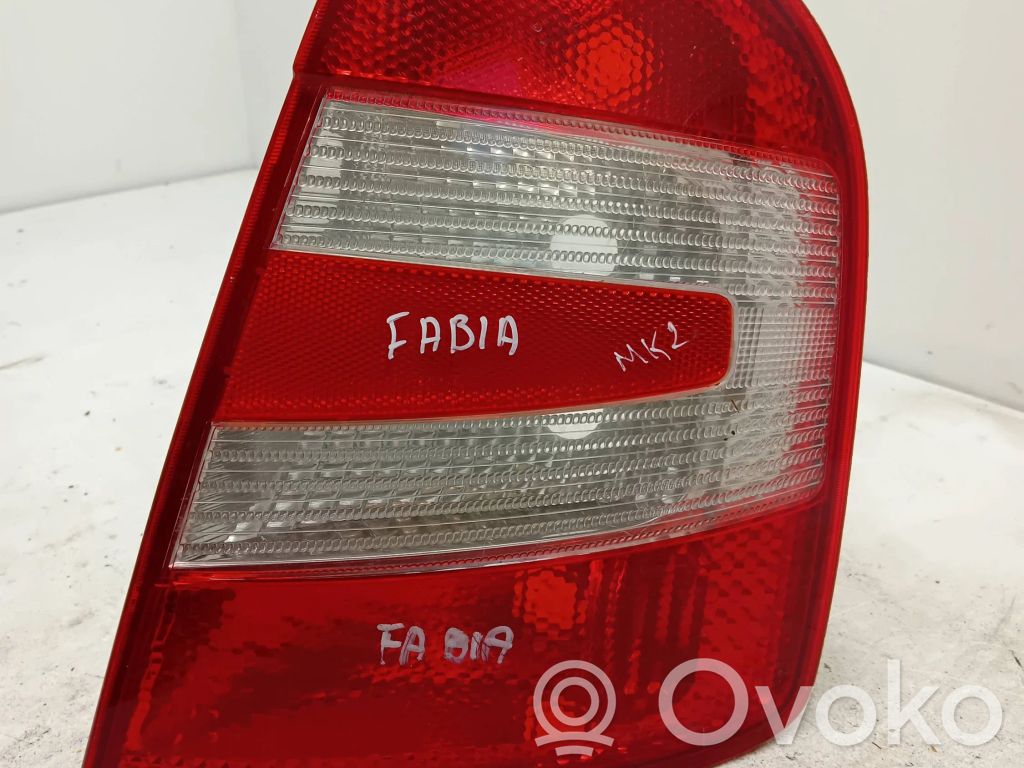 Skoda Fabia Mk1 (6Y) Lampa tylna 