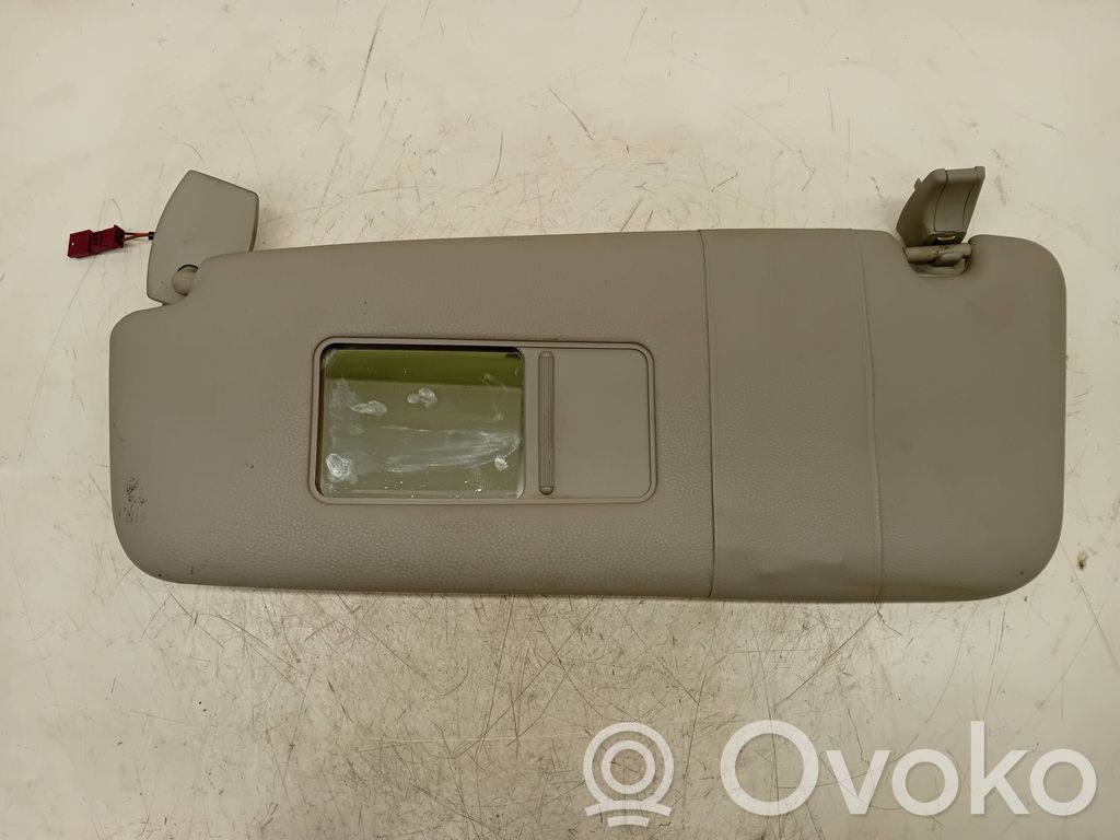 Sun visor