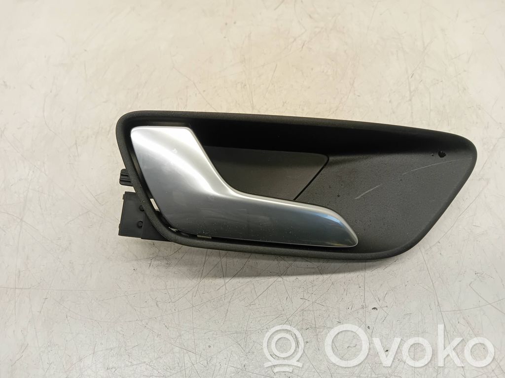 Manecilla interna puerta trasera   H1BBA22601